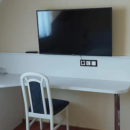 Holp Vendeghaz Panzio 4*