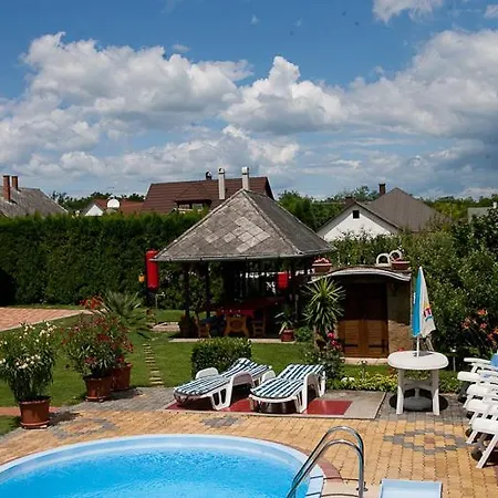 Guest house Holp Panzio Balatonfoldvar